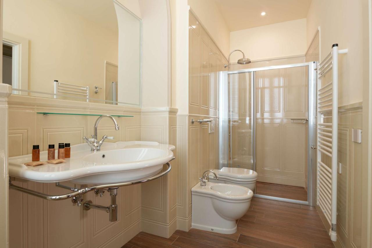 Bed and Breakfast Residenza Mondragone Florenz Exterior foto